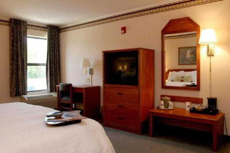 Hampton Inn Portage Εξωτερικό φωτογραφία